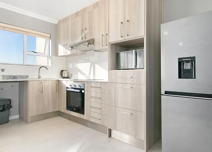 Stunning, Luxurious Apartment Close To The Beach