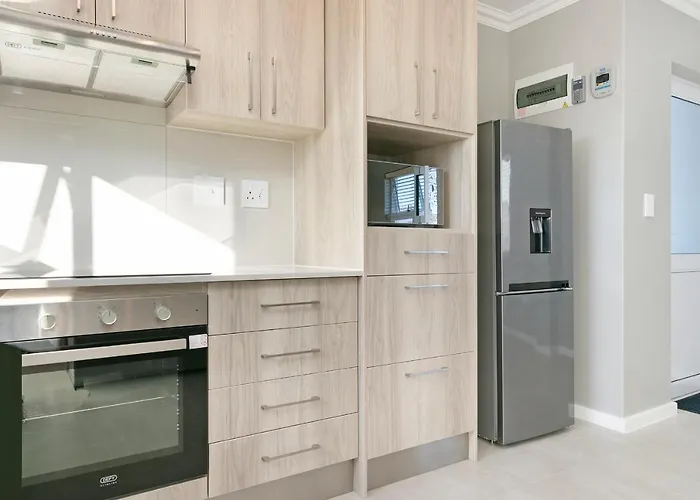 Stunning, Luxurious Apartment Close To The Beach